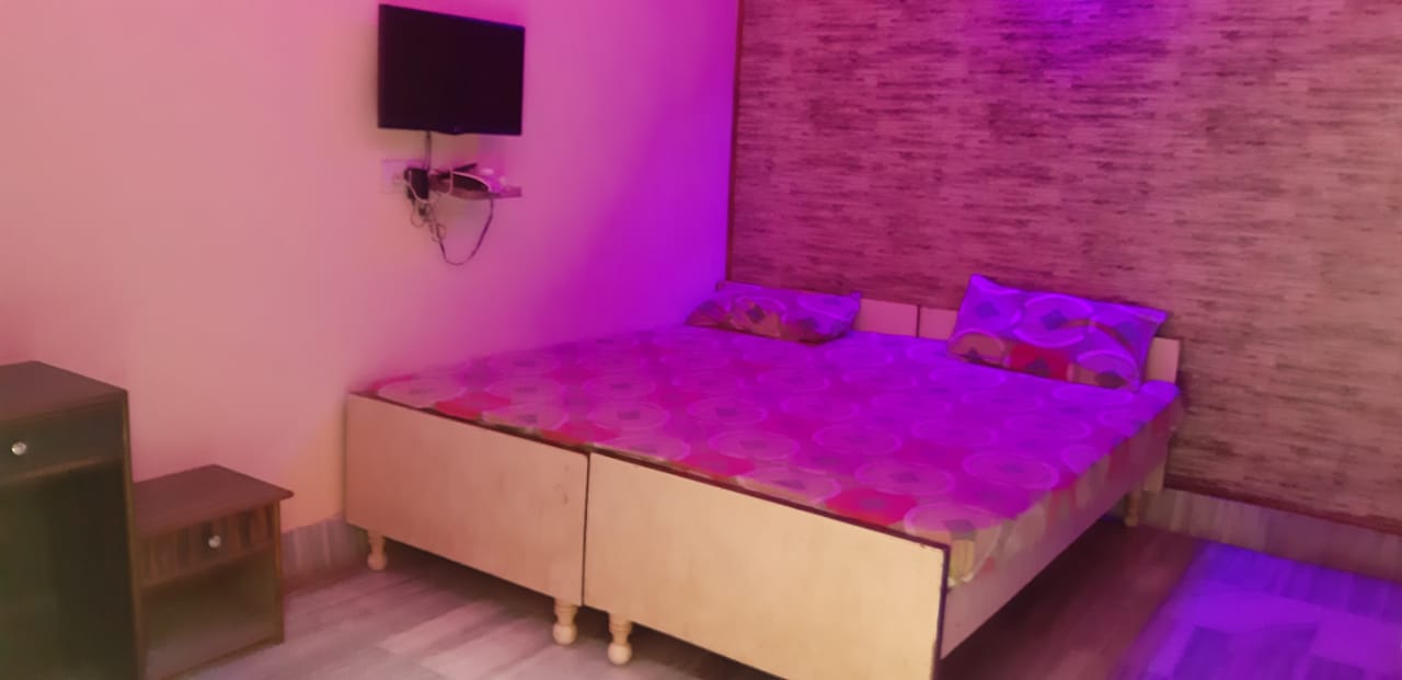 Kashi Stay Guest House