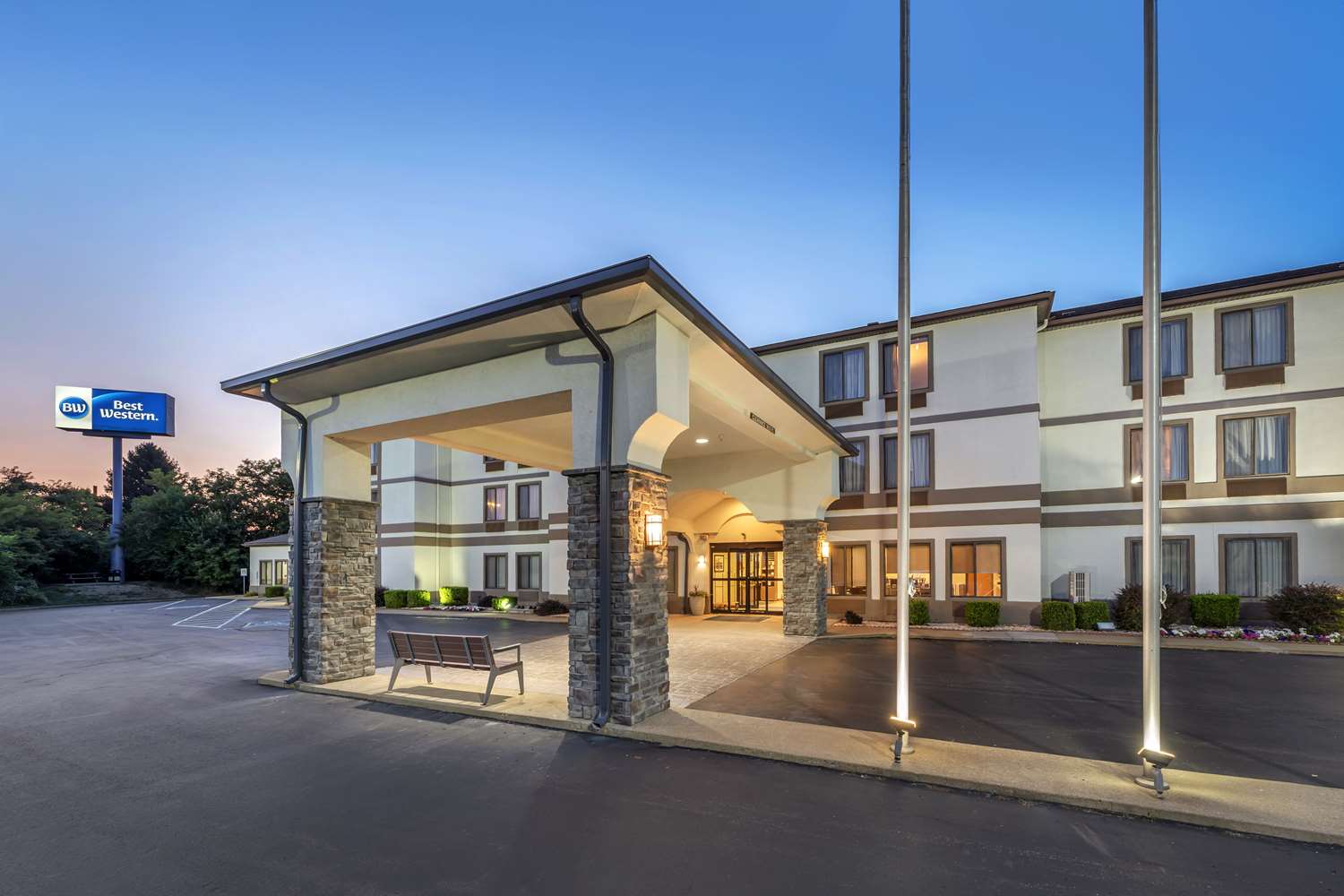 Best Western St. Clairsville Inn  Suites