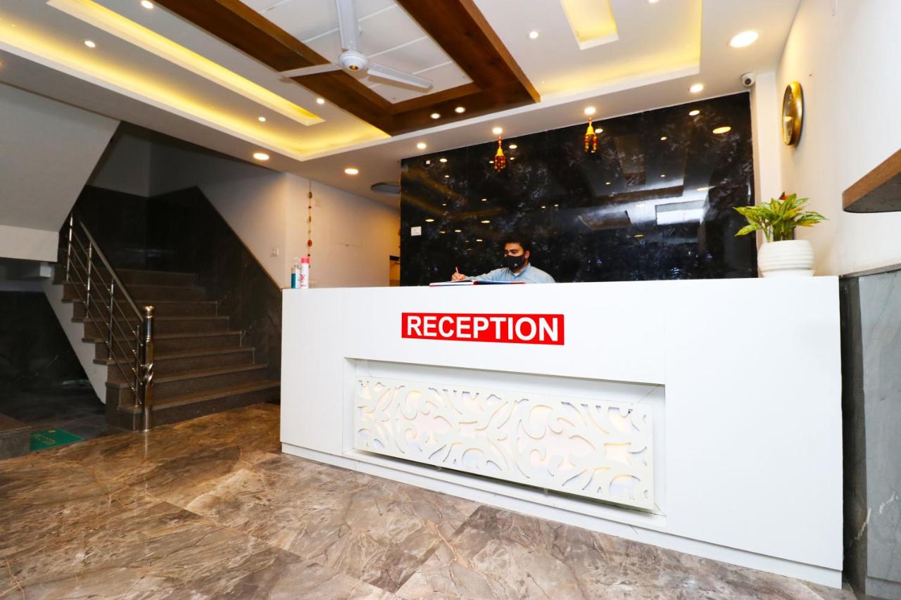 HOTEL GLORY - Near New Delhi Airport