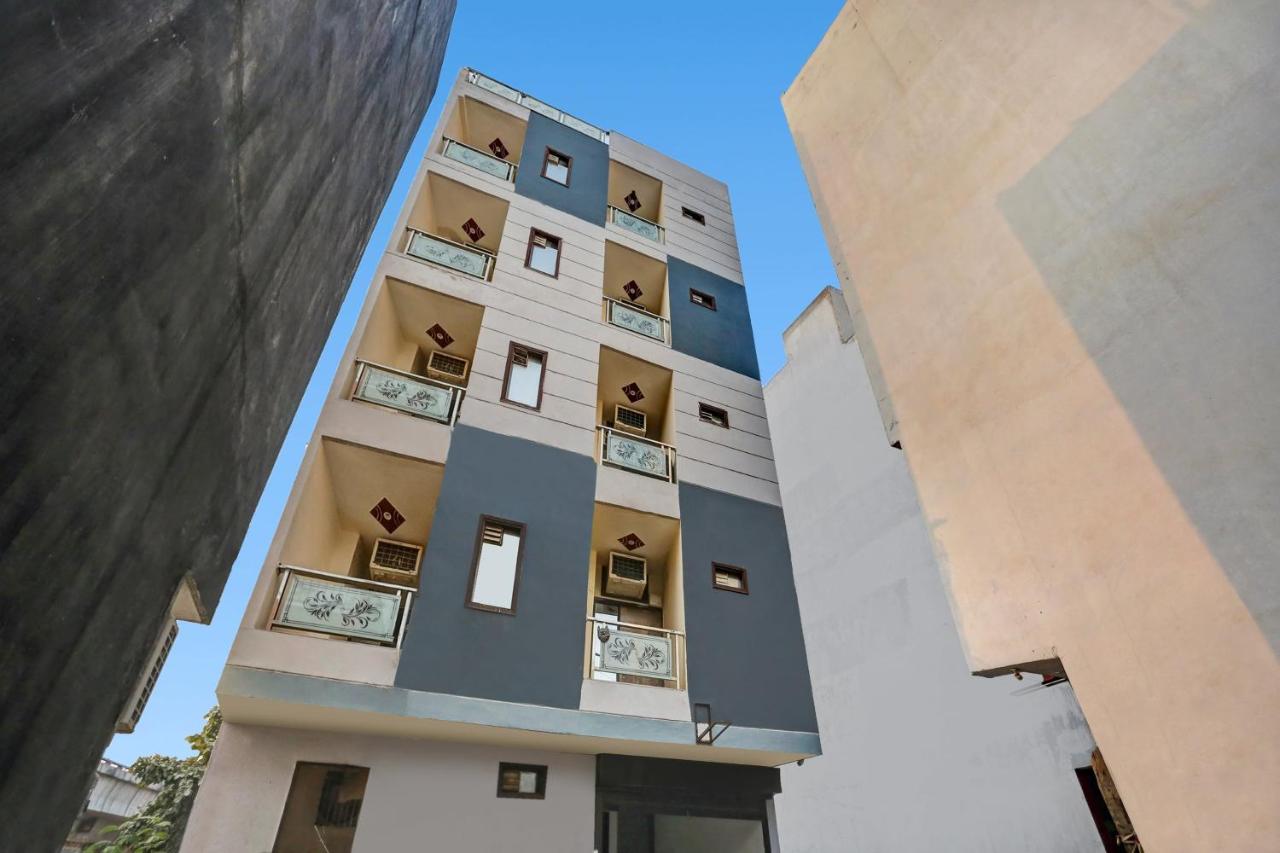 OYO Flagship 703010 Hotel Blue Orchid