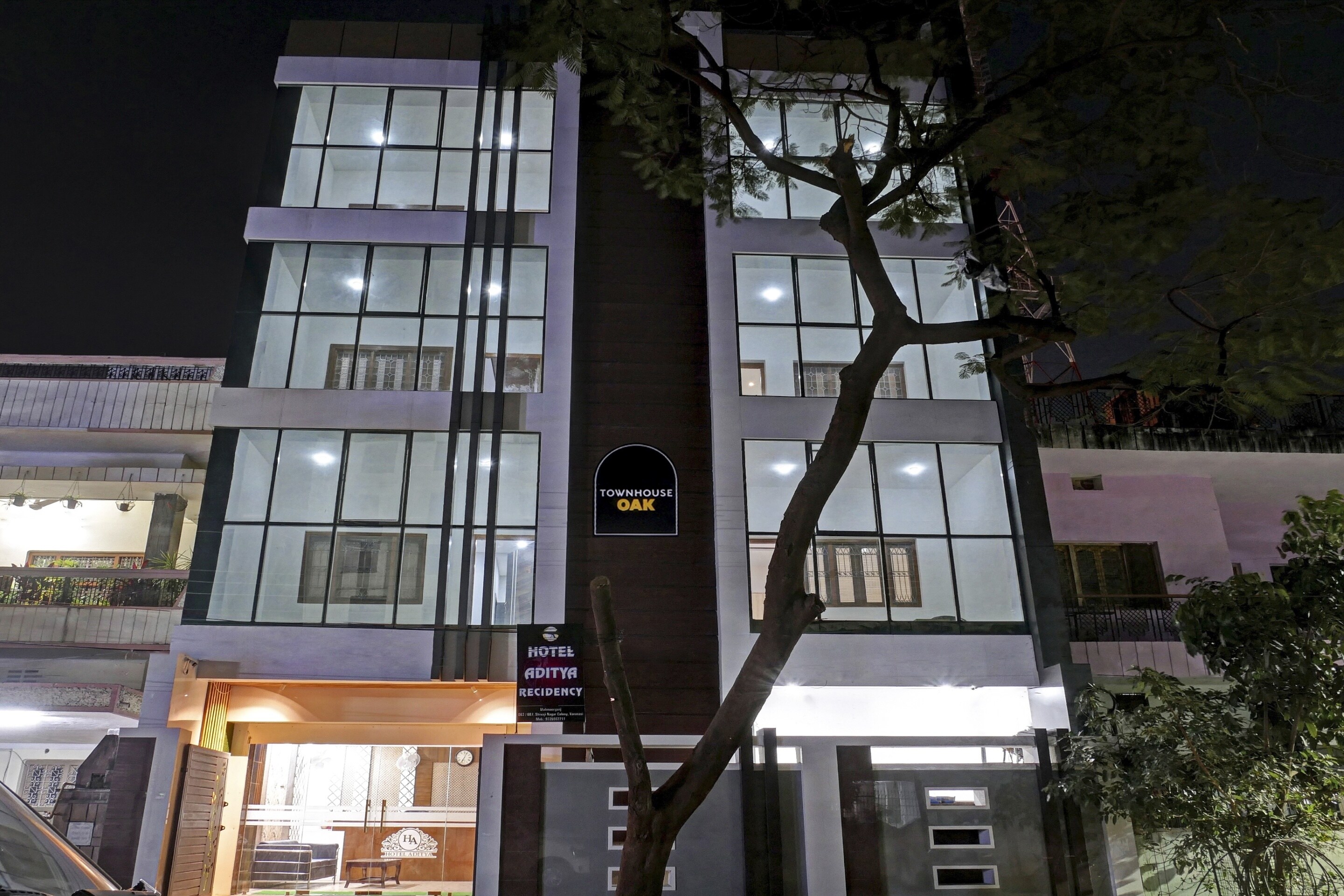 Townhouse OAK Hotel Aditya Residency