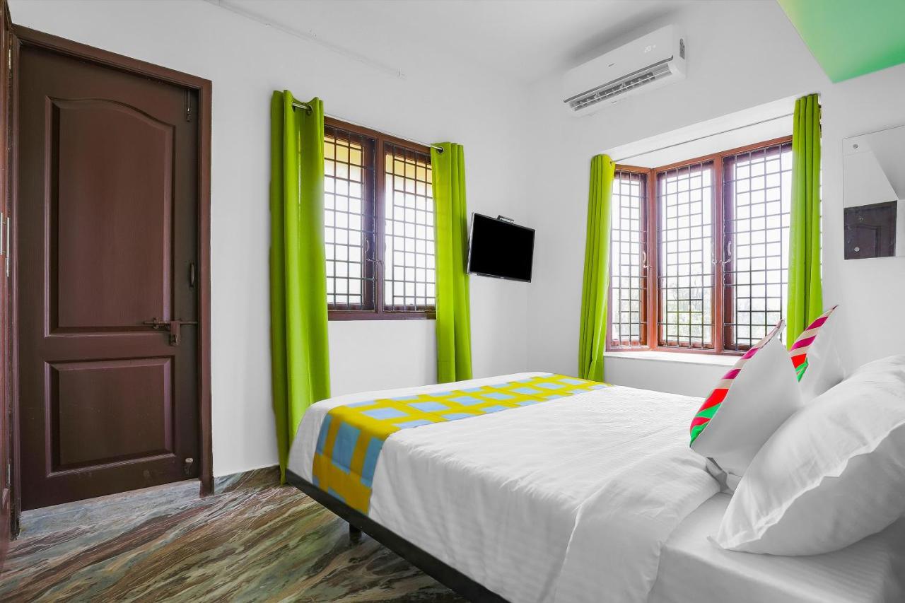 Oyo Home 49116 Vibrant Stay Near Uthandi Beach