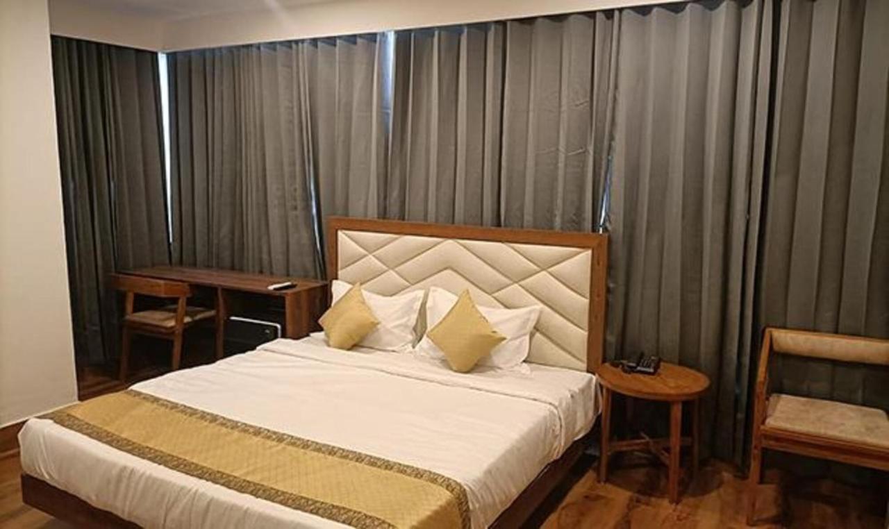 FabHotel Prime Royal Inn