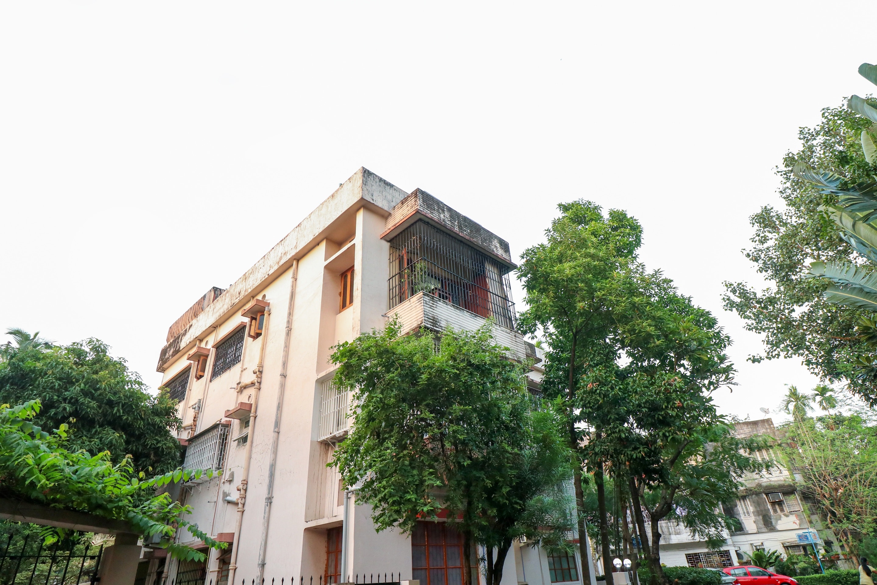 OYO 76211 Honey Regency