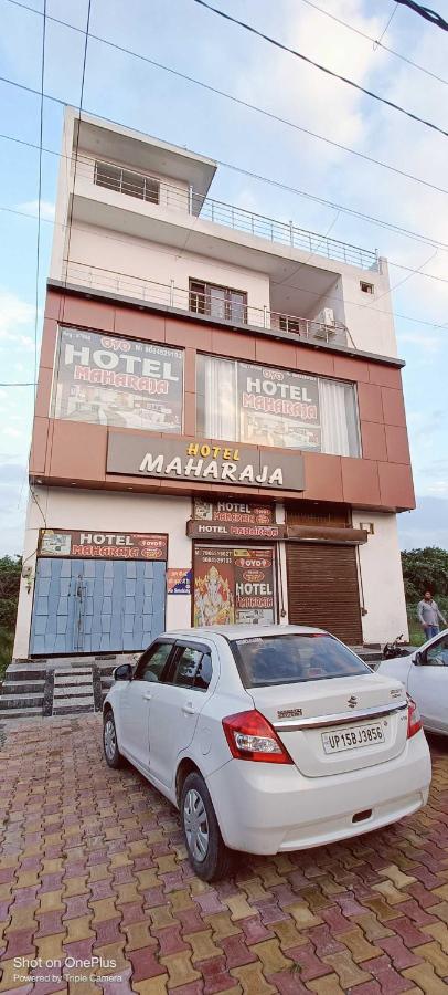 OYO 700920 Hotel Maharaja