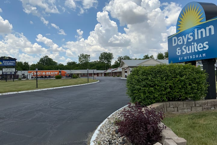 Days Inn by Wyndham Wauseon