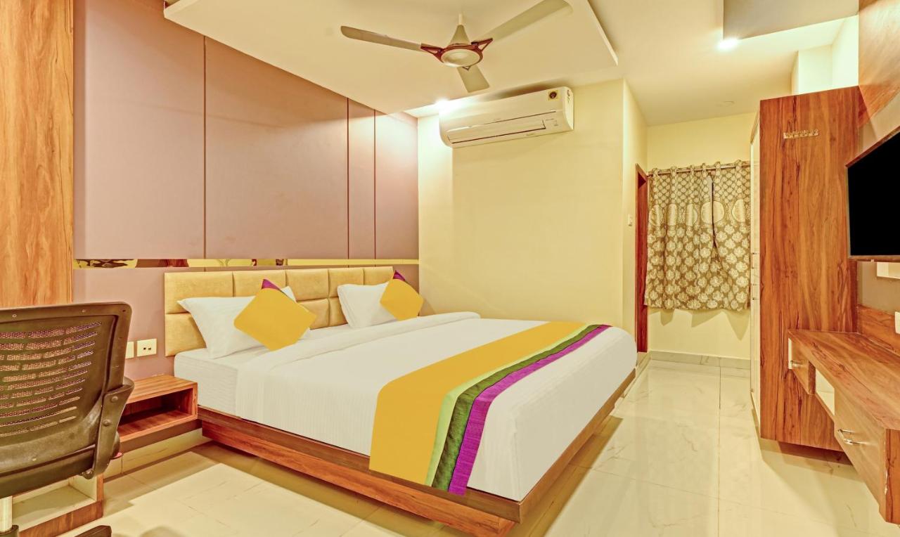 Itsy Hotels Sri Sai Grand Inn
