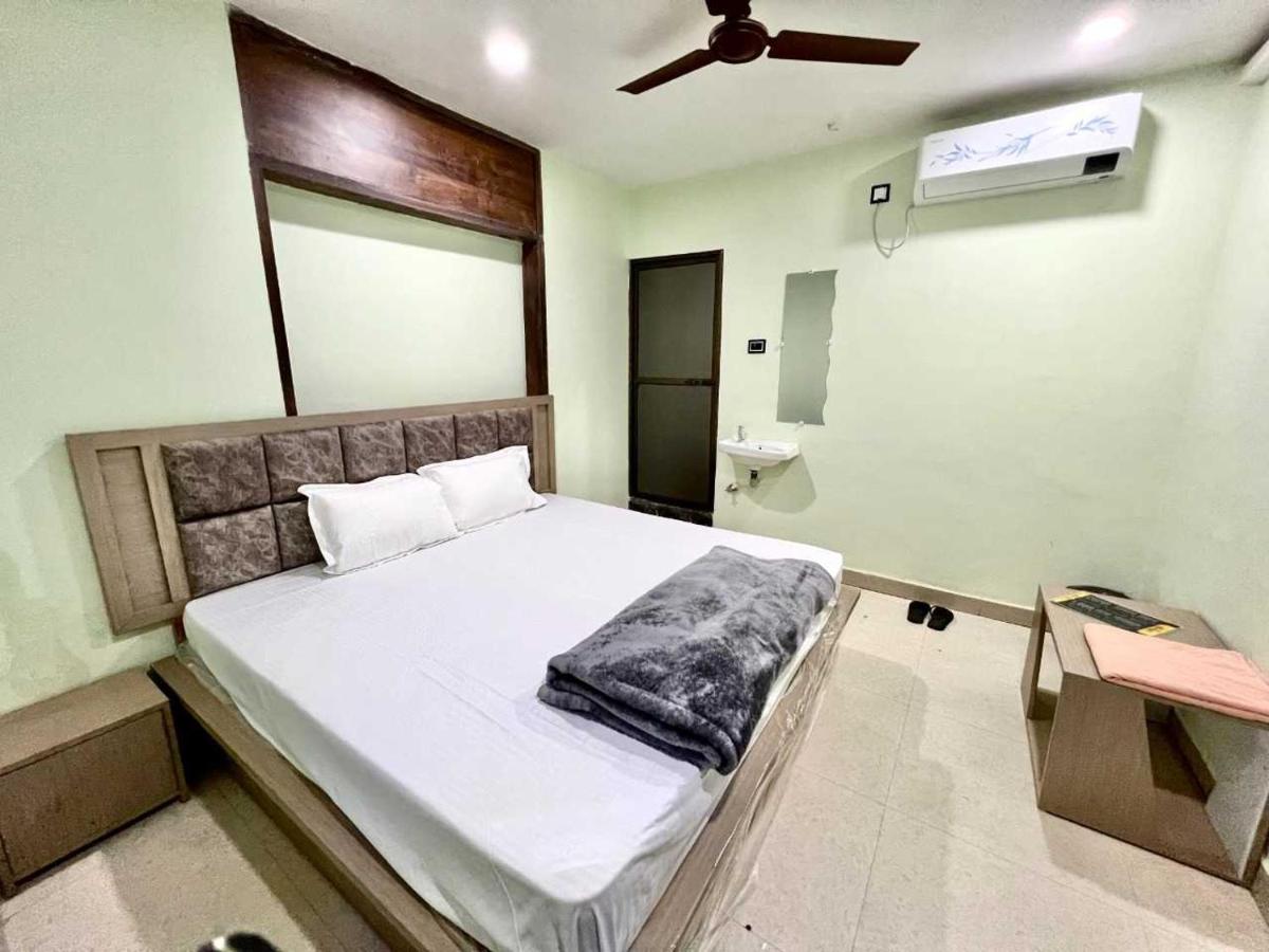 POP 703446 My Hotel Usa Palace