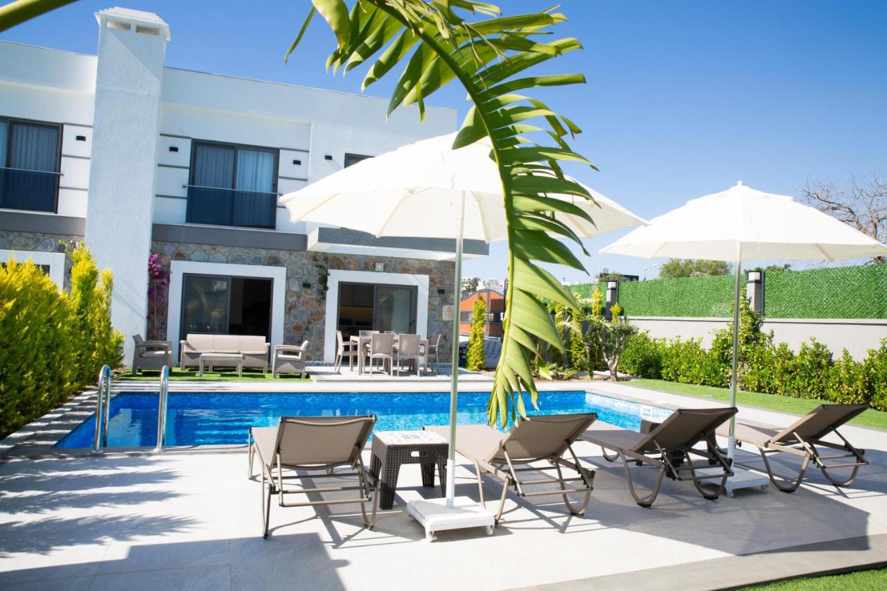 BD4109 Two BedroomedVilla withPool inBodrumYalikavak