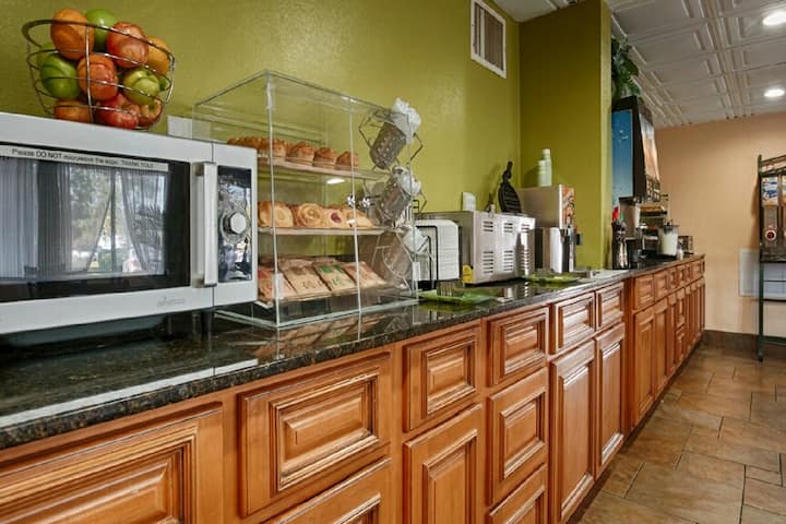 Baymont by Wyndham Goodlettsville/Nashville