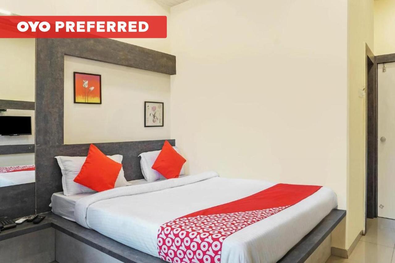 OYO 13363 Summer Palace