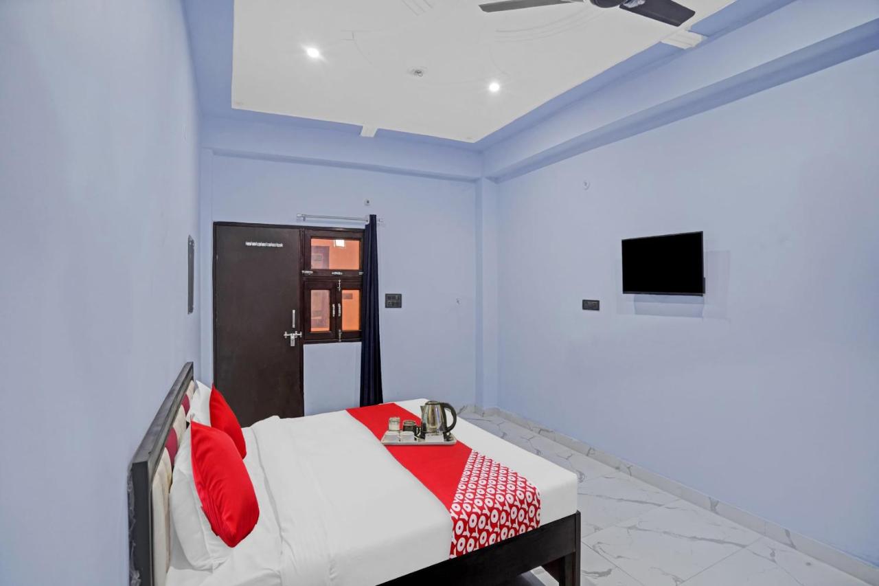 OYO Flagship 703959 Hotel Sunrise