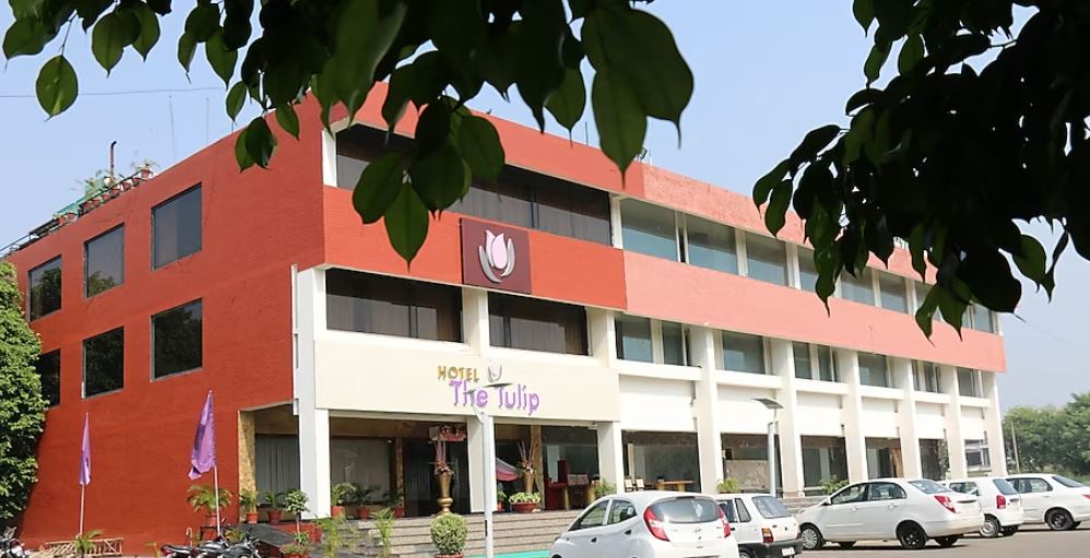 Hotel The Tulip Chandigarh