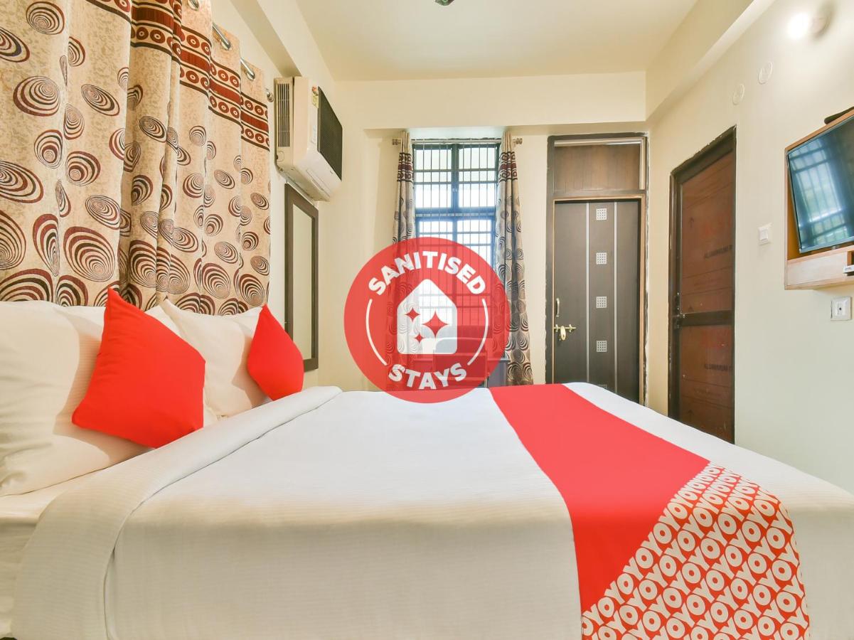 OYO 79407 Magadh Deep