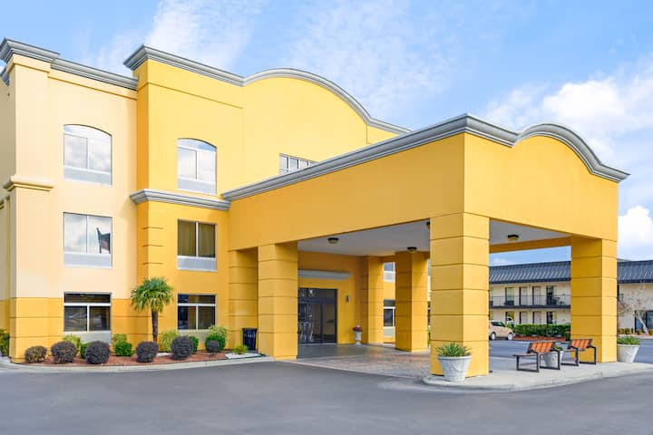 La Quinta Inn & Suites by Wyndham Florence