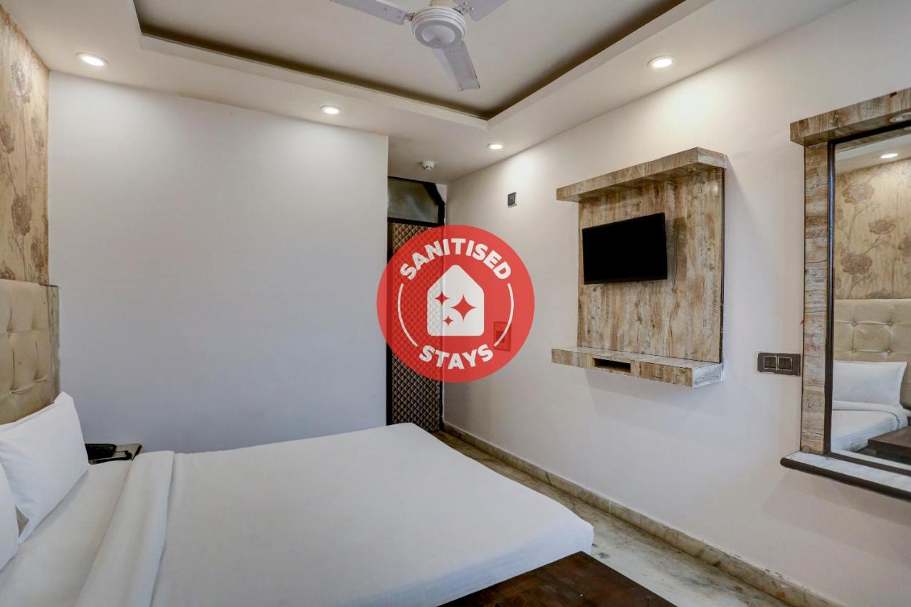 OYO Flagship 805147 Hotel Sona International