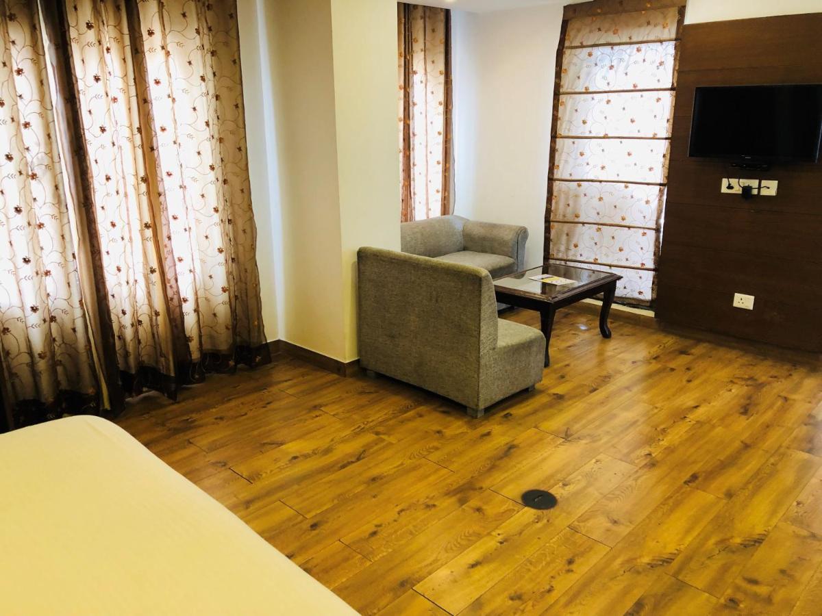 Hotel 30 Degree North, Mussoorie