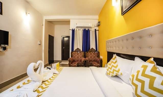 Hotel Yash Residency Assi Ghat & BHU