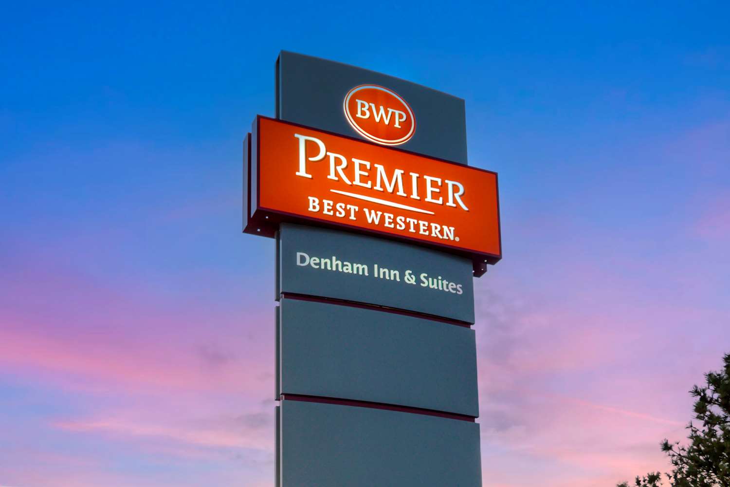 Best Western Premier Denham Inn  Suites