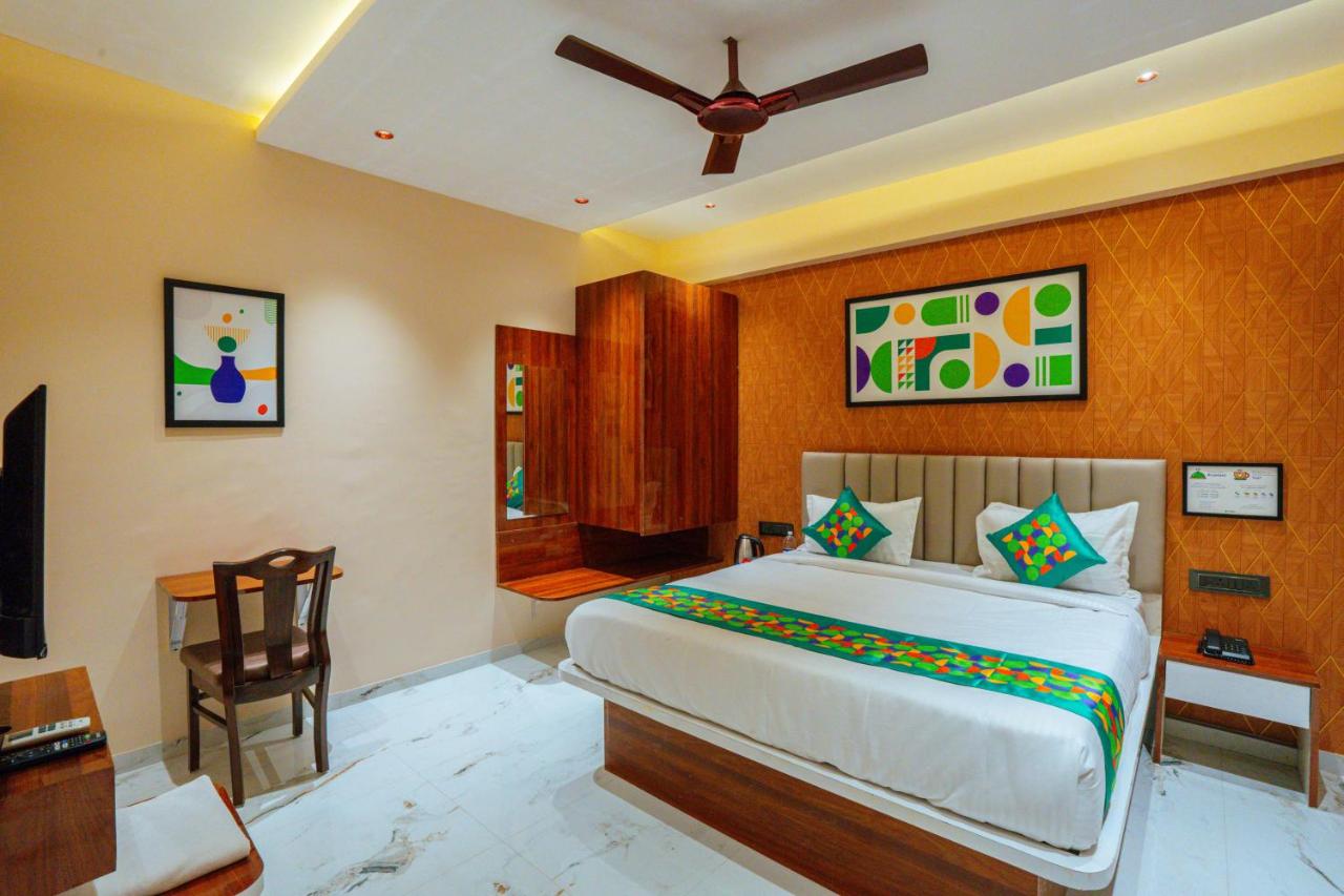 Treebo Grand Royal Imperio