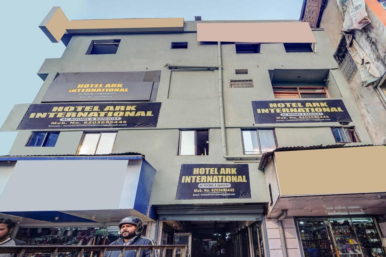 OYO Flagship 806161 Hotel Ark International