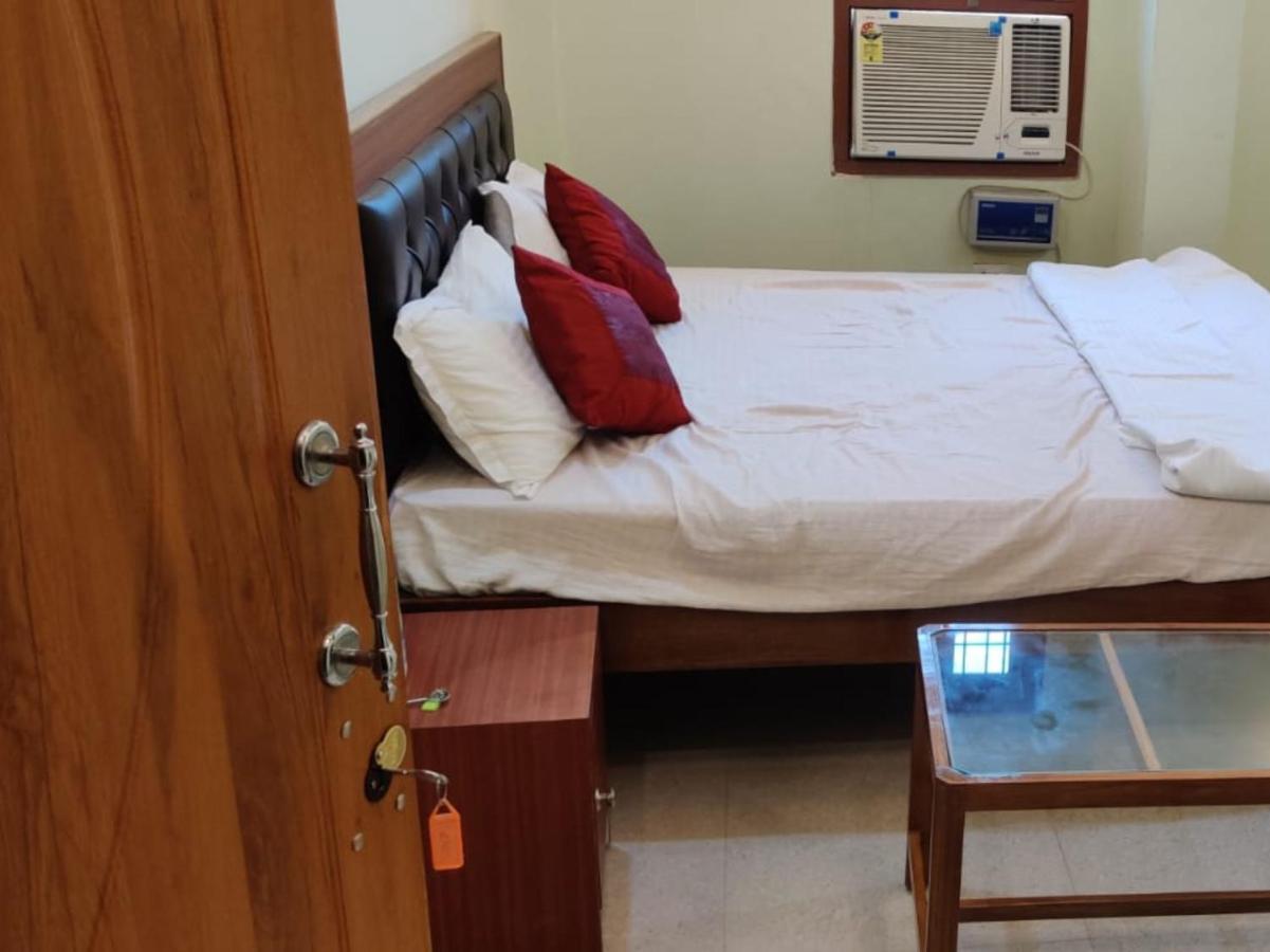 OYO 82294 Chauhan Palace