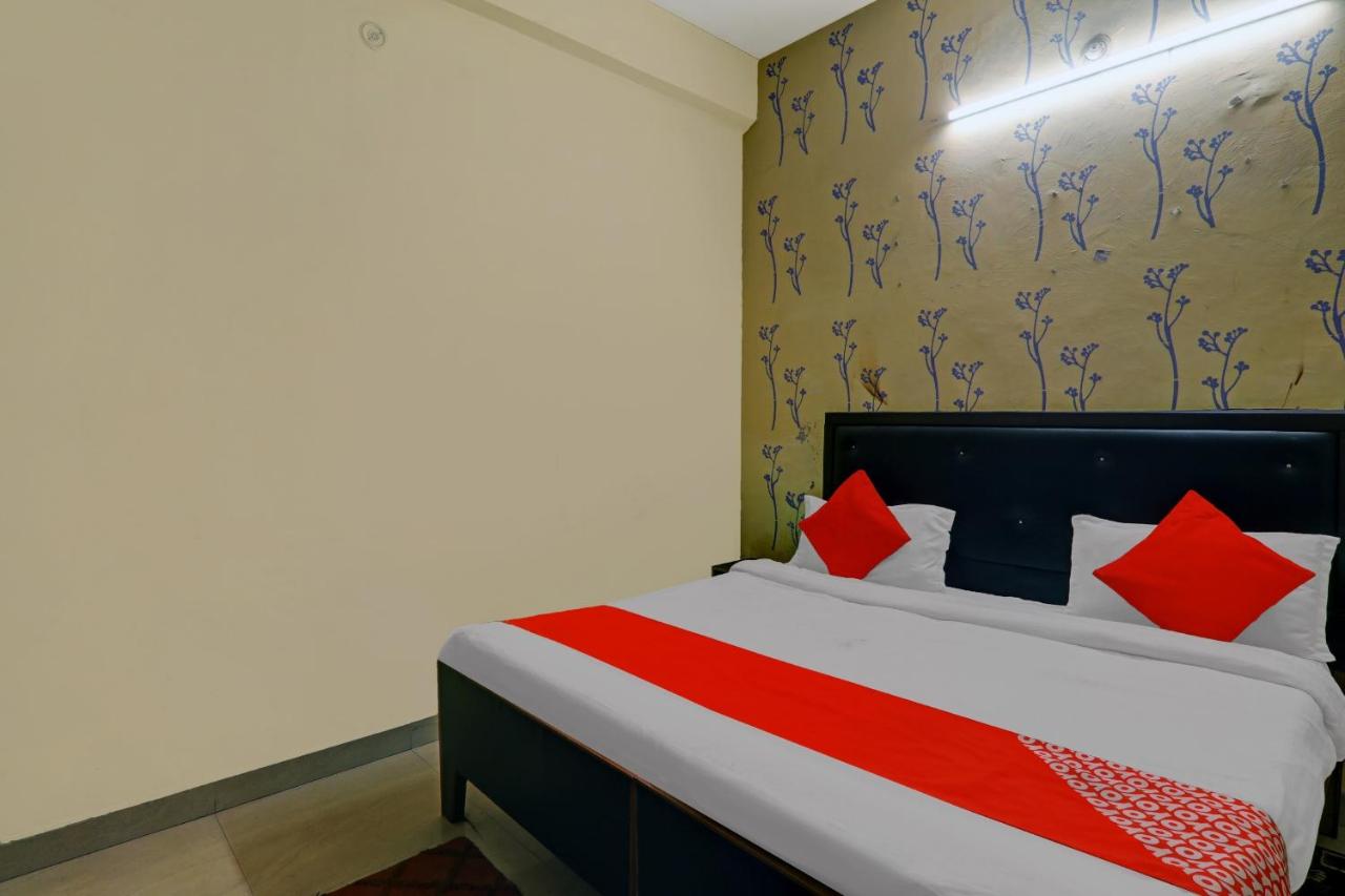 OYO Flagship 805537 Shubhangi Palace