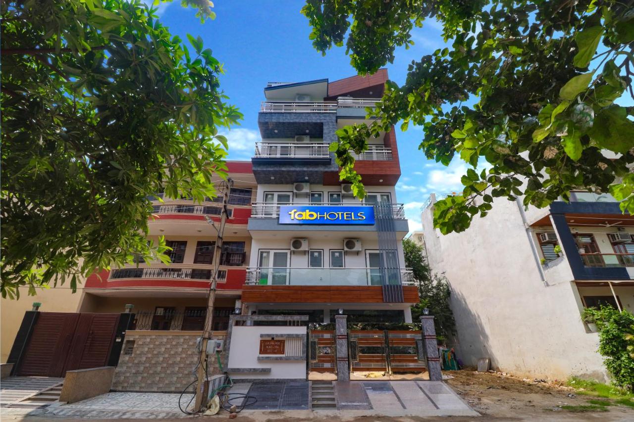 FabHotel Star Corporate Suite