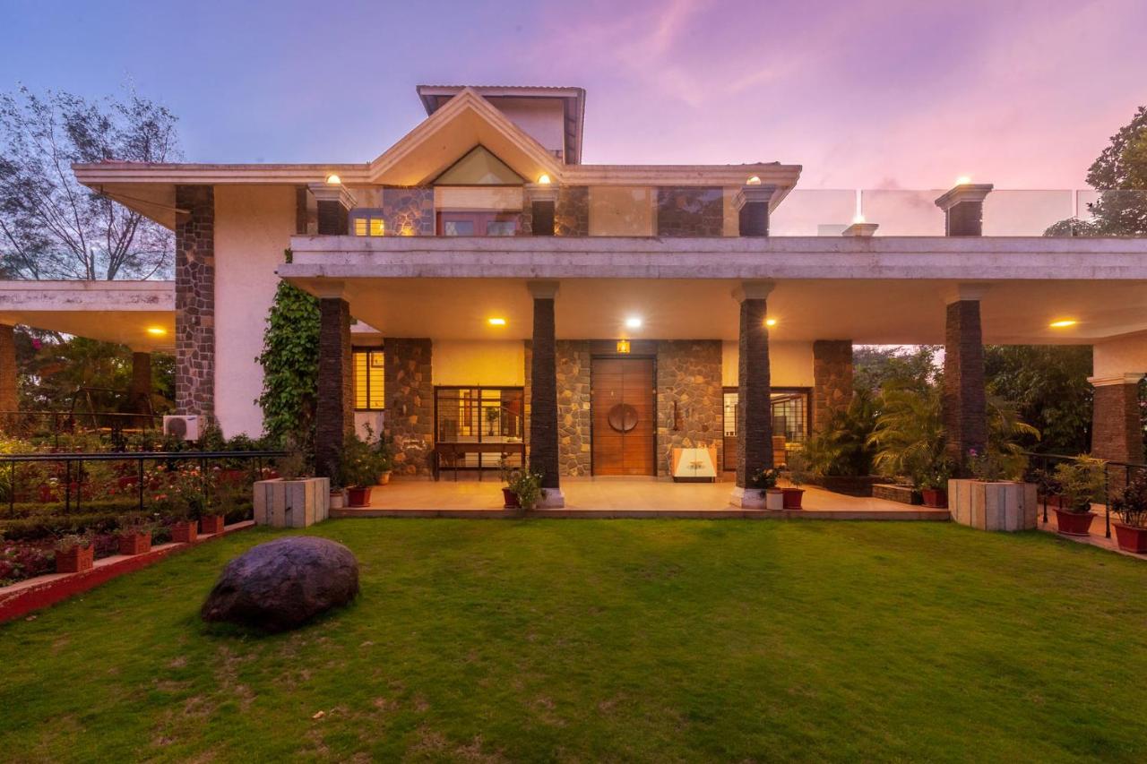 Vista Valencia Villa