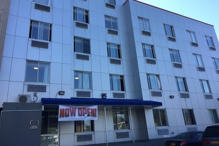 Days Inn by Wyndham Brooklyn Borough Park