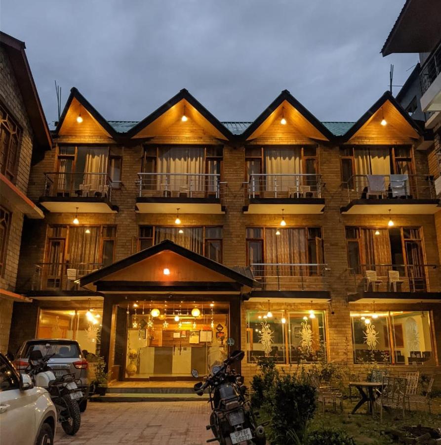Hotel Grand Welcome, Manali