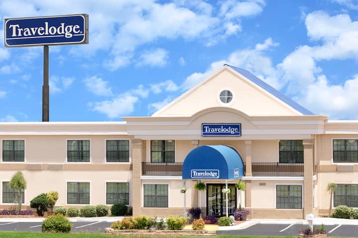 Travelodge by Wyndham Perry National Fairgrounds Area I-75