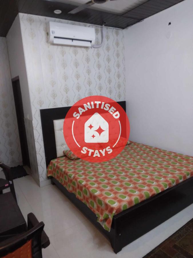 OYO 70033 Sai Guest House