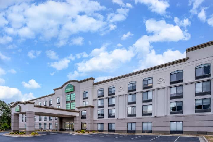 Wingate by Wyndham Atlanta Galleria/Ballpark