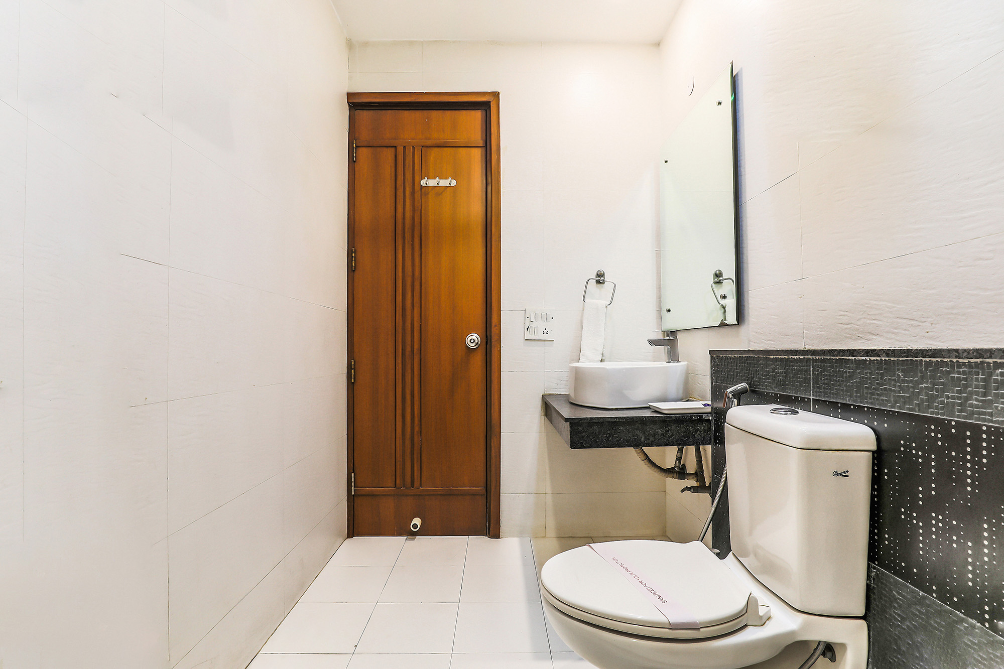 FabHotel The Residency DLF Galleria