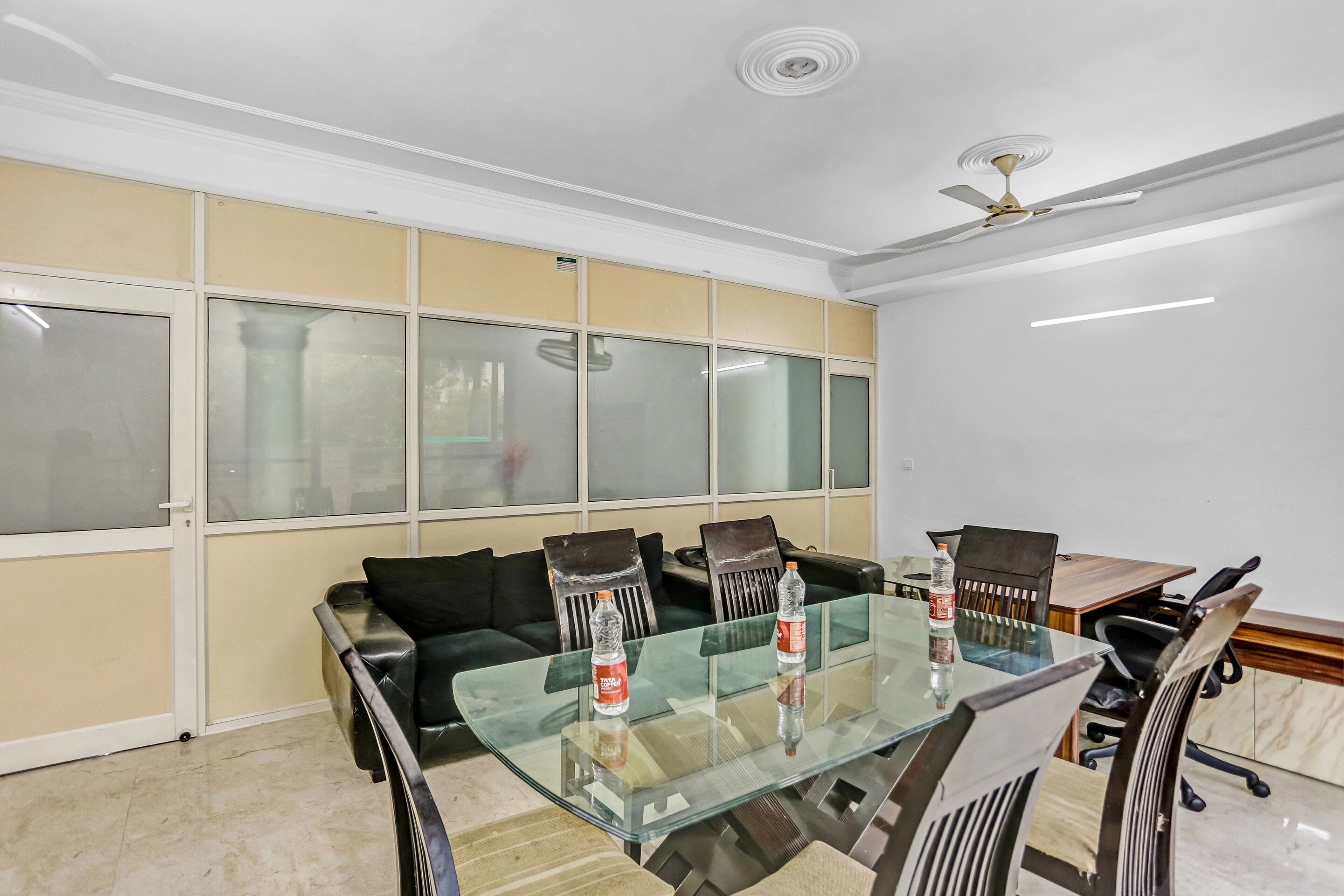 Townhouse 1071 Hotel Metro Inn Residency