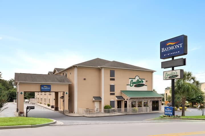 Baymont by Wyndham Grovetown Augusta