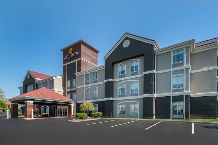 La Quinta Inn & Suites by Wyndham Lexington South / Hamburg