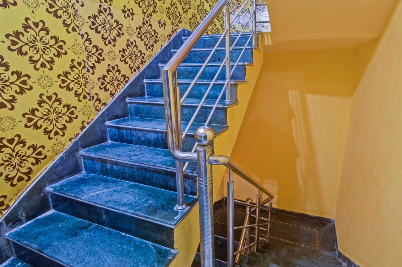 OYO Flagship 702807 Hotel Raj Baag