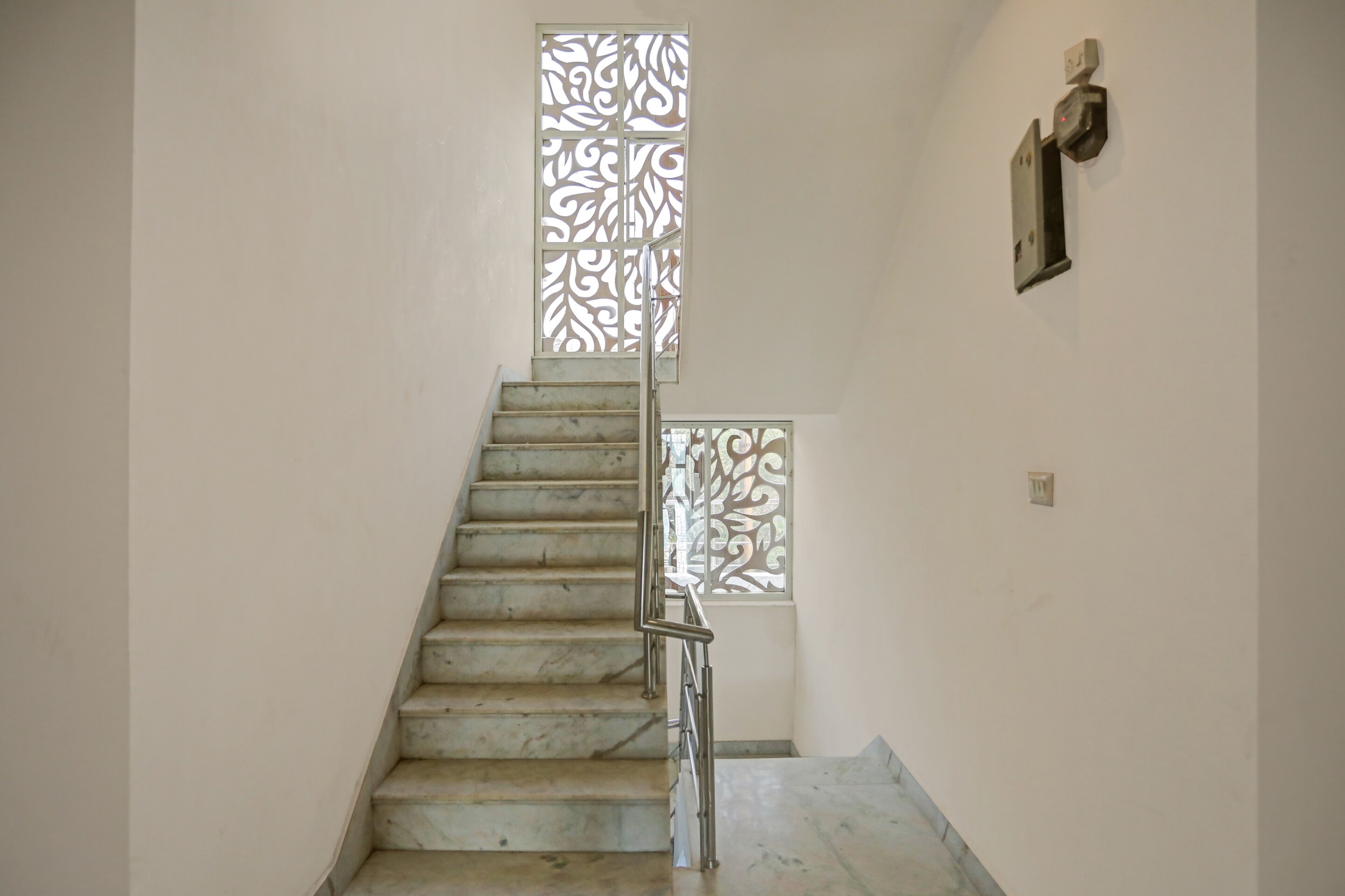 Collection O O 82851 Shubham Residency-moca