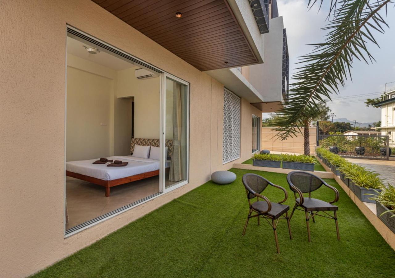 SaffronStays Pebbles