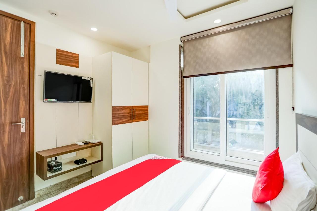 OYO Flagship 75284 Happy Inn