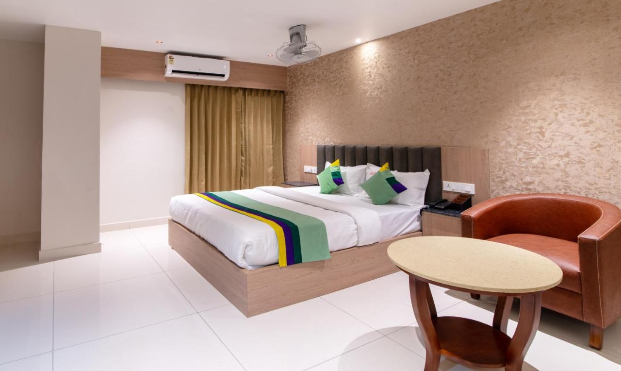 Treebo Premium New Light Suites