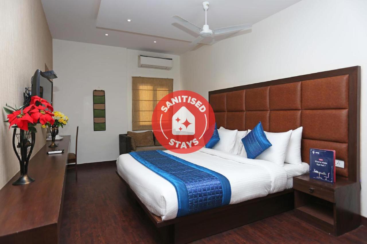 OYO 11337 Asian Hospitality