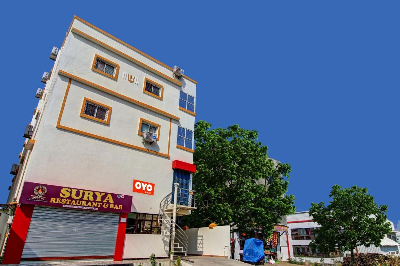 POP 703057 Hotel Surya